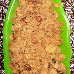 A picture of Corn Poha Chivda.