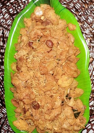 A picture of Corn Poha Chivda.