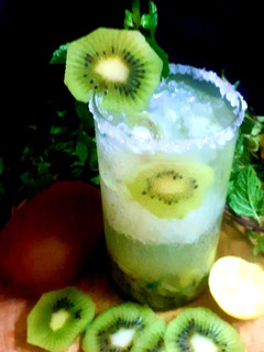 A picture of Kiwi mocktail.