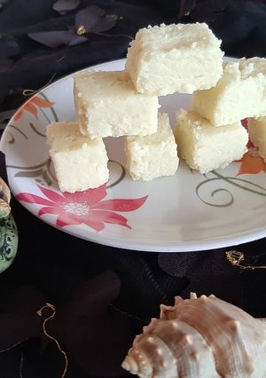 A picture of બરફી (Barfi).