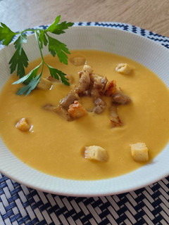 Una foto de Crema de garbanzos con panceta