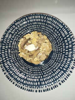 Una foto de Revuelto de champiñones con gorgonzola