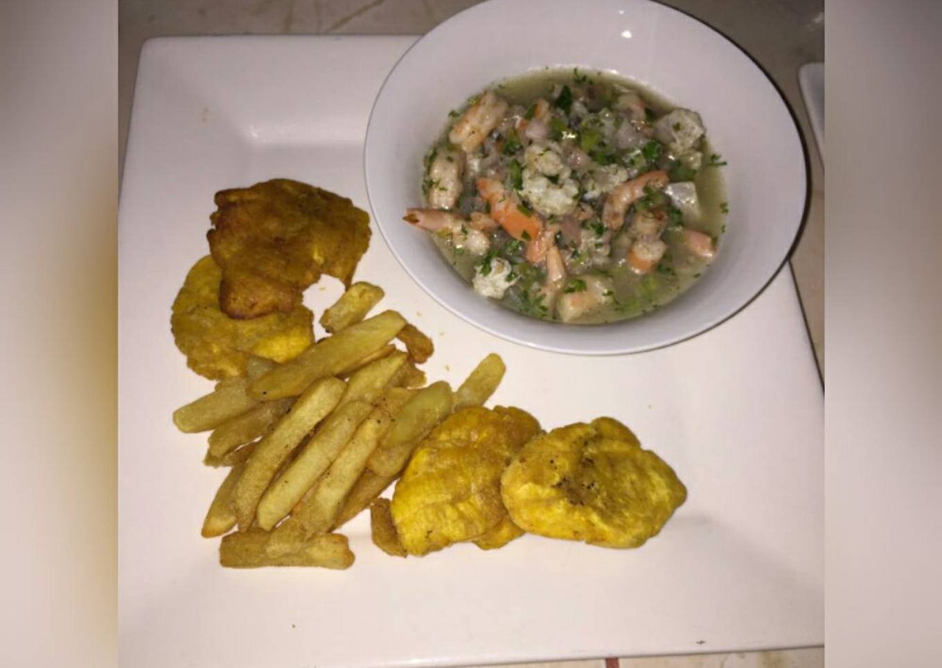 Ceviche: Camarones y Mero