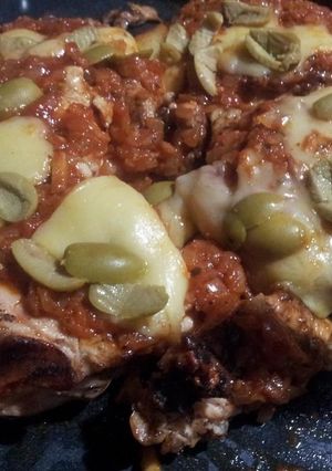 Una foto de Pollo a la pizza!!