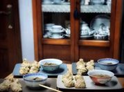 Una foto de dumplings de carne picada