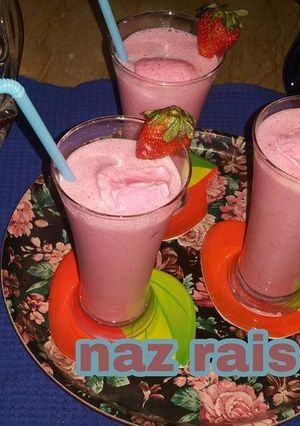 A picture of 🍓🍓Strawberry shake🍓🍓.