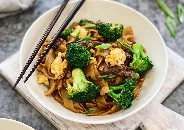 Dinner Ideas for Every Craving Beef Pad See Ew