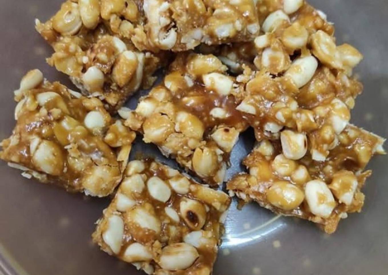 Hallaka kobo(Indian groundnuts jaggery sweet)