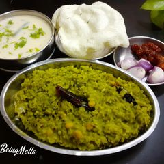 A picture of Mix Dal Palak Khichdi.