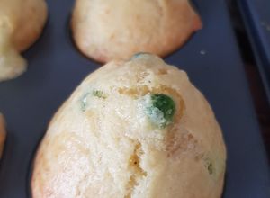 Foto di Muffin salati prosciutto, piselli ed edammer