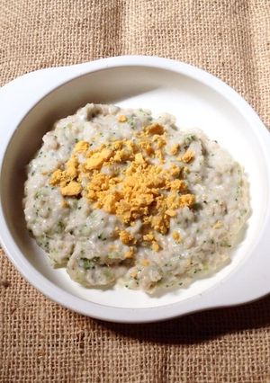 Foto resep Bubur Oatmeal tabur kuning telur-MPASI