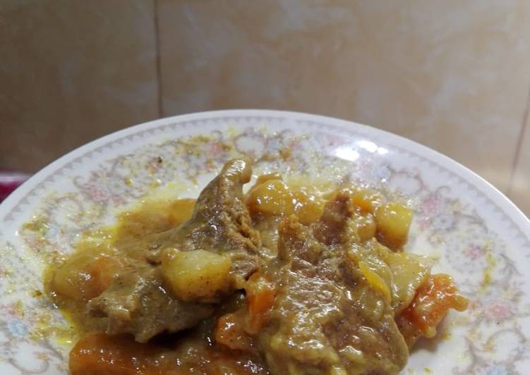 Kare Daging Kentang Wortel Ala Nicchi