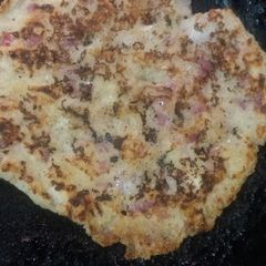 A picture of Onion Utpam.
