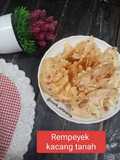Rempeyek kacang tanah
