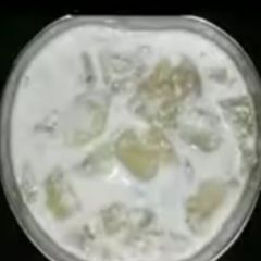 A picture of Aloo ki chaat.
