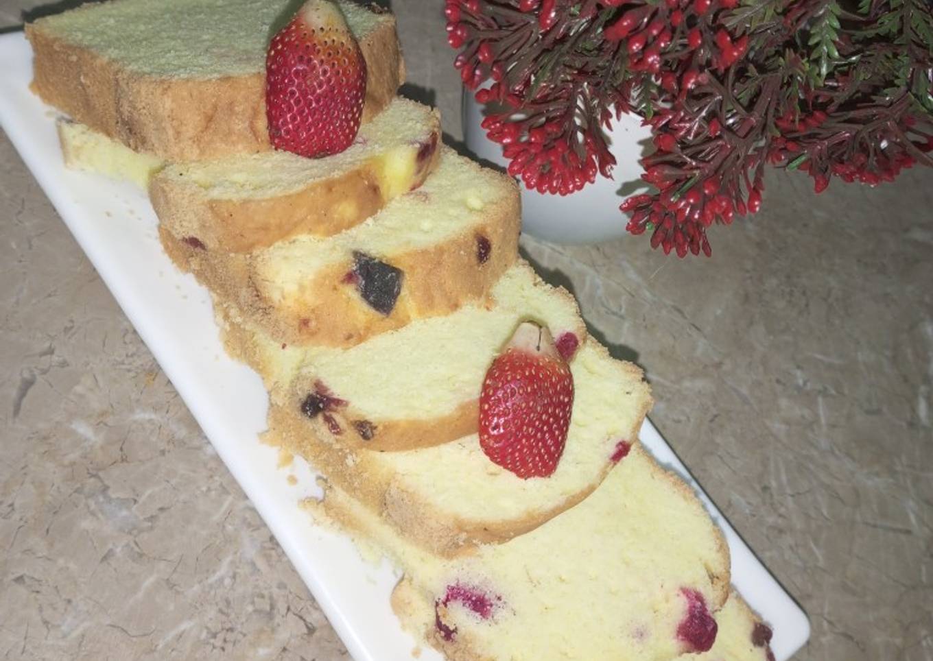 Strawberry tea time cake