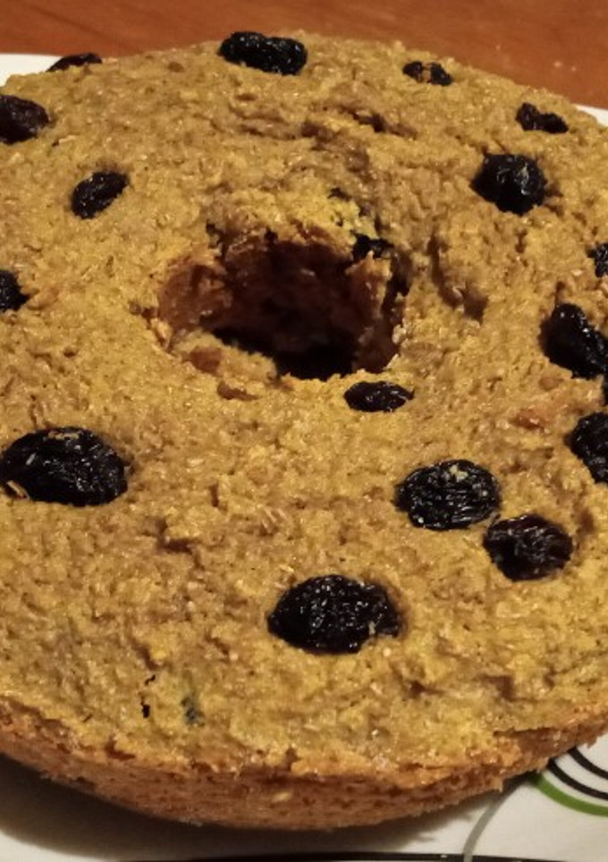Una foto de Budín integral de manzana y pasas de uva