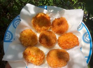 Hình của món Ức gà viên khoai tây.