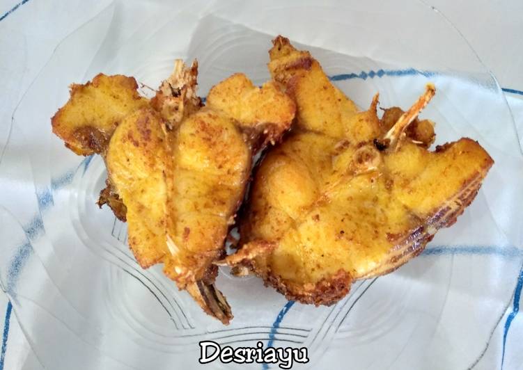 Ikan Gurame Goreng