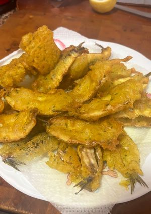Una foto de Boquerones rebozados a mi estilo