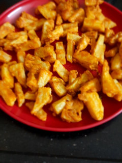 உருளைகிழங்கு பக்கோடா(POTATO PAKODA RECIPE IN TAMIL) செய்முறை முக்கிய புகைப்படம்