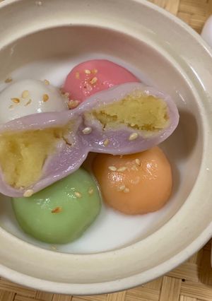 รูปของ บัวลอยญวน🍡