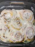 Curry bread rolls (antonym rolls)