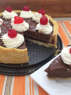 Foto resep Chocolate Custard Pie with Cream on Top