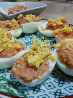 Una foto de Huevos rellenos
