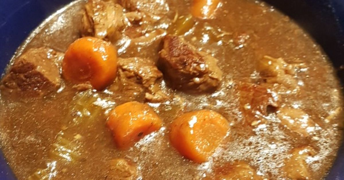 ¿Cuáles son los tiempos de cocción para res, cerdo y ave en casa?