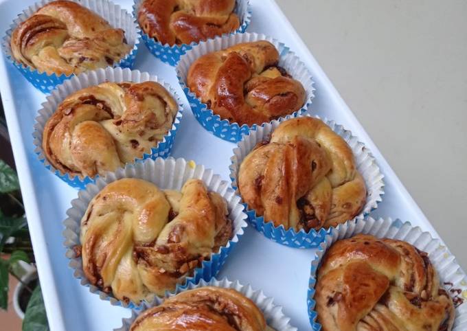 Peanut Chocolate Bread (Roti isi Coklat Kacang) - ala rumahan