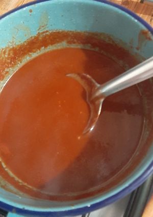 Una foto de Salsa para chilaquiles rojos