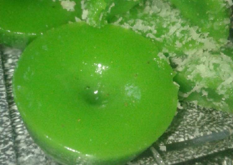 Langkah Mudah untuk Membuat Kue Lumpang Pandan yang Sempurna