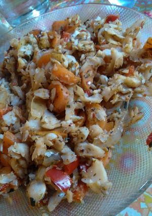 Una foto de Salteado de verduras con merluza :P