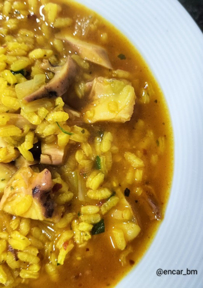 Una foto de Arroz meloso de pota