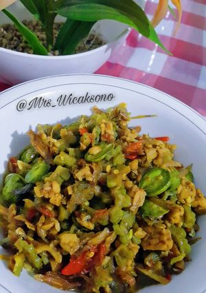 Foto resep Oseng Pare Teri Pete