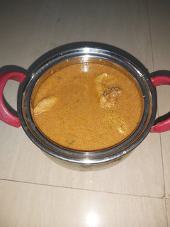நாட்டுக் கோழி குருமா(nattukoli kurma recipe in tamil) செய்முறை முக்கிய புகைப்படம்