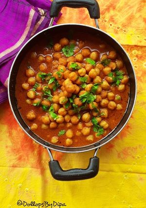 A picture of Chana Masala.