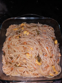 A picture of Chicken soup noodles.
