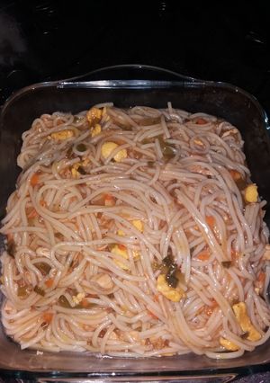 A picture of Chicken soup noodles.