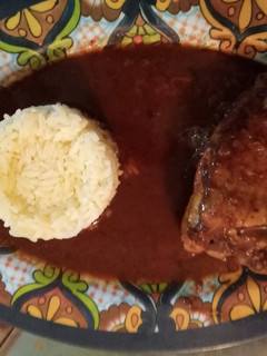Una foto de Mole súper fácil (Para sorprender a la suegra)