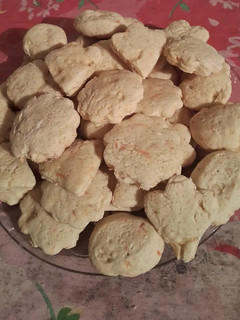 Una foto de Galletitas de margarina con manzana y naranja🍎🍊