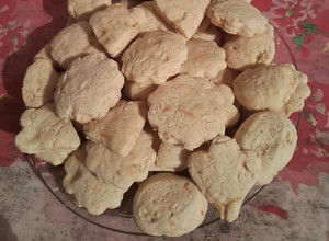 Una foto de Galletitas de margarina con manzana y naranja🍎🍊