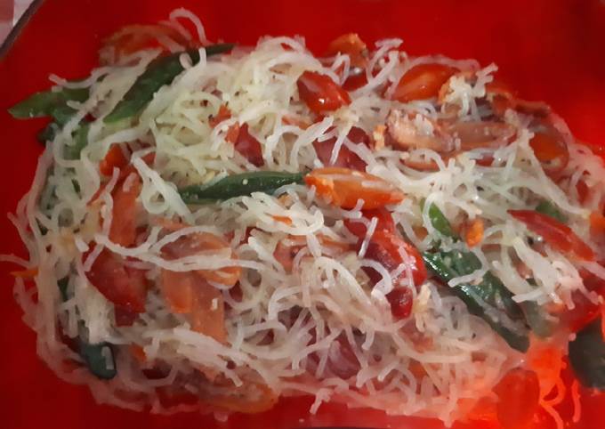 Bagaimana Membuat Soun goreng kulit melinjo cabe hijau, Enak Banget