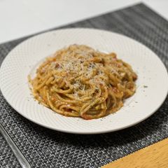 A picture of Roasted Red Pepper Pasta.