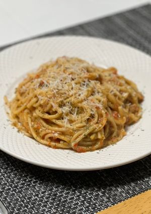 A picture of Roasted Red Pepper Pasta.