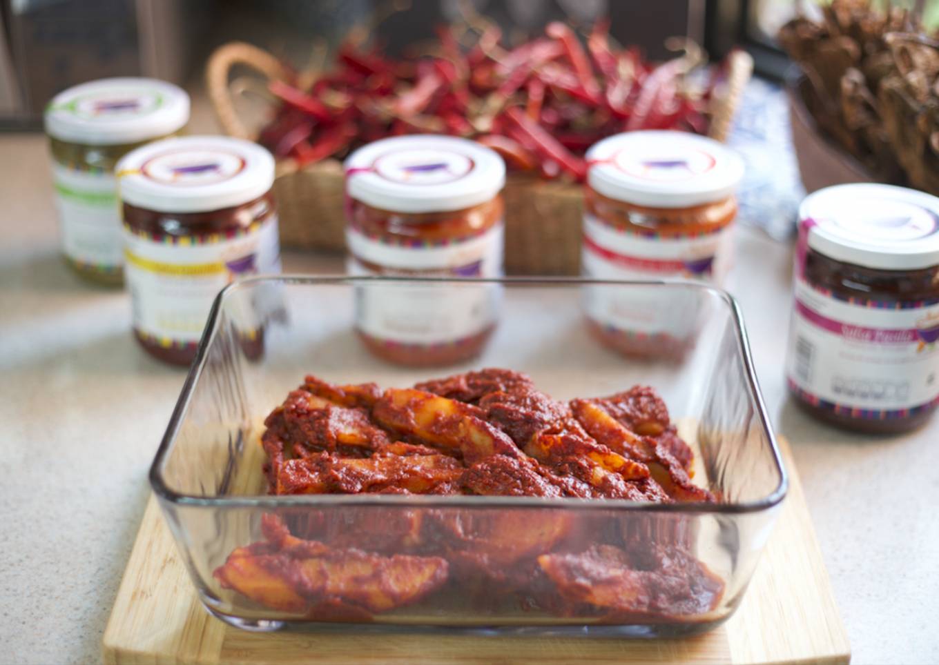 Papas en salsa guajillo