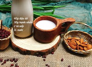 Hình của món Sữa đậu đỏ - hạnh nhân.