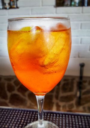 Una foto de Aperol spritz