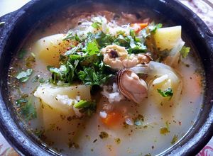 Una foto de Sopa de choritos 🍲